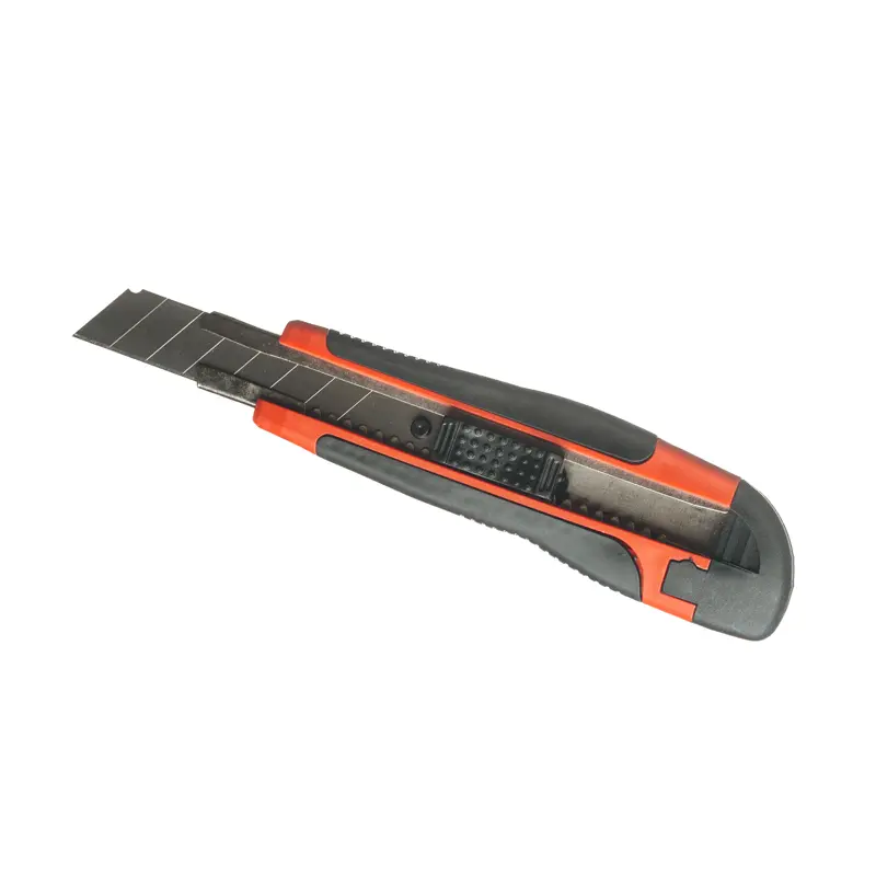 Cutter profesional cu maner din cauciuc