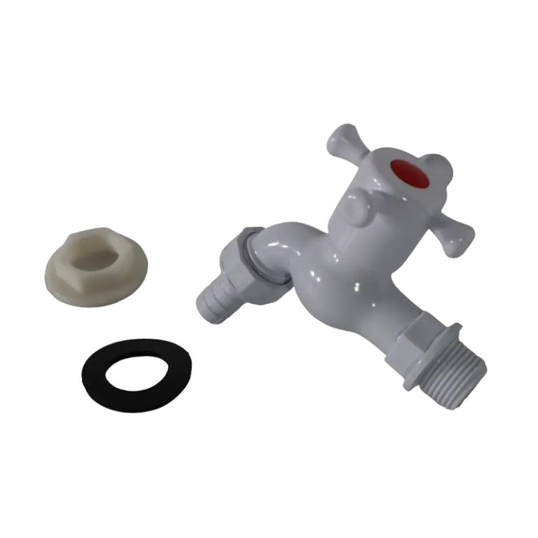 Robinet din plastic
